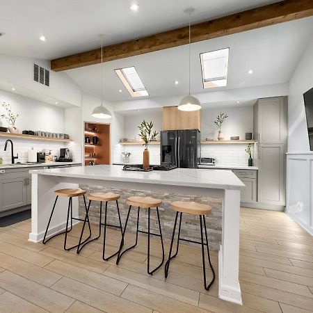 Open Airy Custom Designed Home - 2Kings - Sleeps 14 Houston Exteriör bild